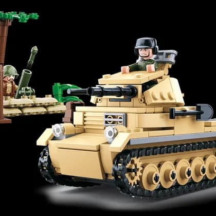 WW2 Tank Panzer 2 (M38-B0691)