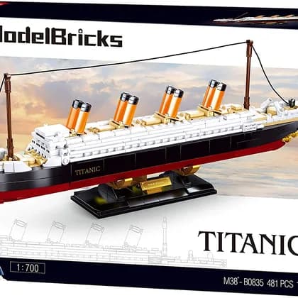 Medium Scale Titanic Model Kit - (36 cm / 14.7 Inch Long ) (M38-B0835)