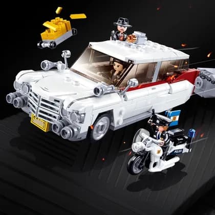 Getaway Car & Police Chase (M38-B1099)