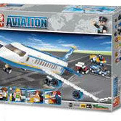 Skybus Plane and Ground Vehicles (M38-B0366)