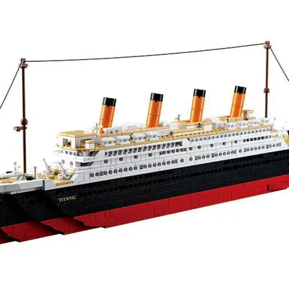 LARGE SCALE TITANIC MODEL KIT (65CM LONG) - 1012 PCS (M38-B0577)