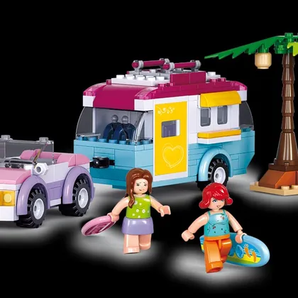 Girls Dream Caravan (M38-B0606)
