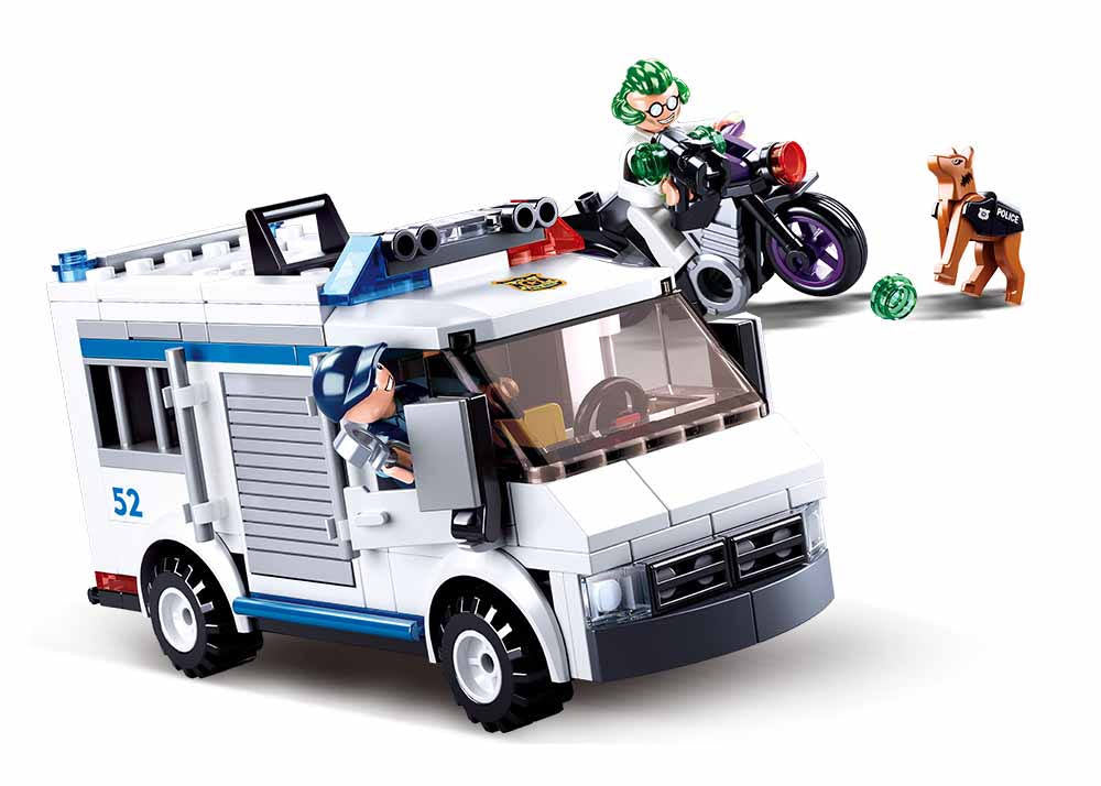 Police Van and Motorcycle (M38-B0652)