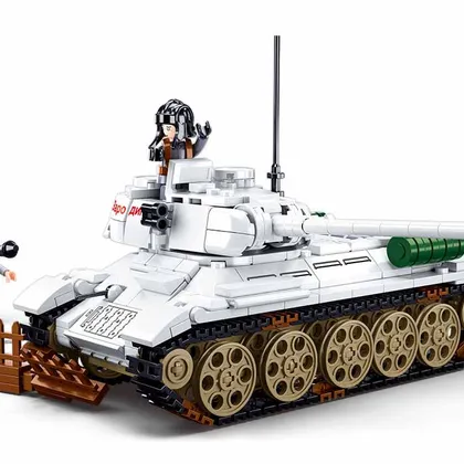 Sluban WW2 T34/85 Winter Medium Battle Tank (M38-B0978)