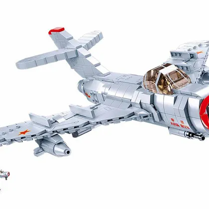MIG-17 Russian Fighter Jet - 583 Pieces (M38-B0983)